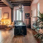 Charme In Piazza Monti Appartement