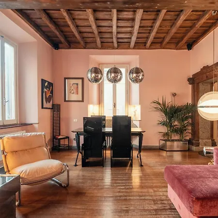 Charme In Piazza Monti Apartment *